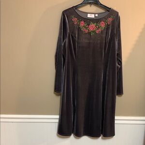 Quacker Factor Women’s Embroidered Crush Velvet Dress Large Grey Lagenlook